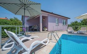 Adorable Holiday House Lilla-With Pool-Near Old Town Labin