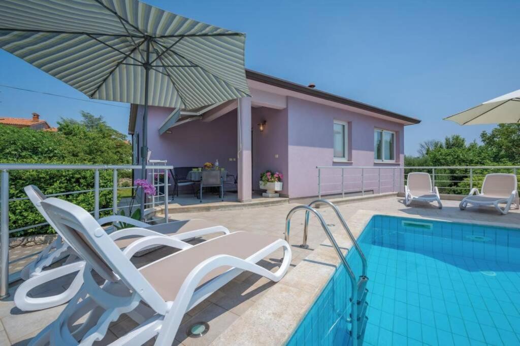 Adorable Holiday House Lilla-With Pool-Near Old Town Labin Labin  Buitenkant foto